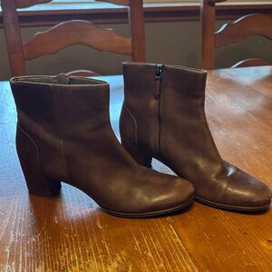 Ecco Brown Leather Ankle Boots. Used but good condition.